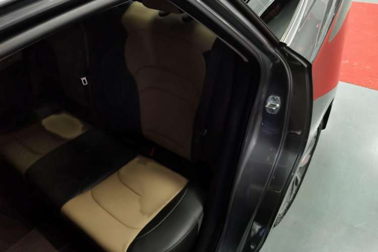 Used Chevrolet Cavalier 2019 320 Automatic Enjoyment with Sunroof Interior 1
