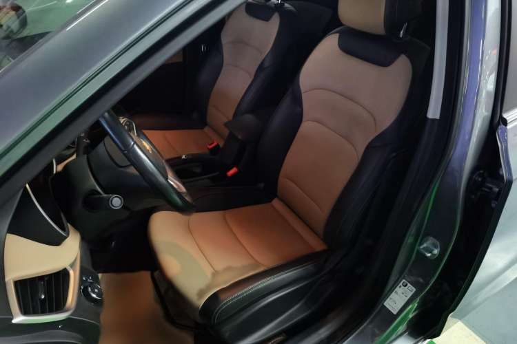 Used Chevrolet Cavalier 2019 320 Automatic Enjoyment with Sunroof Left Front Seat