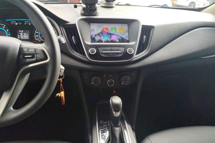 Used Chevrolet Cavalier 2019 320 Automatic Xinyue Edition Audio And AC Panel