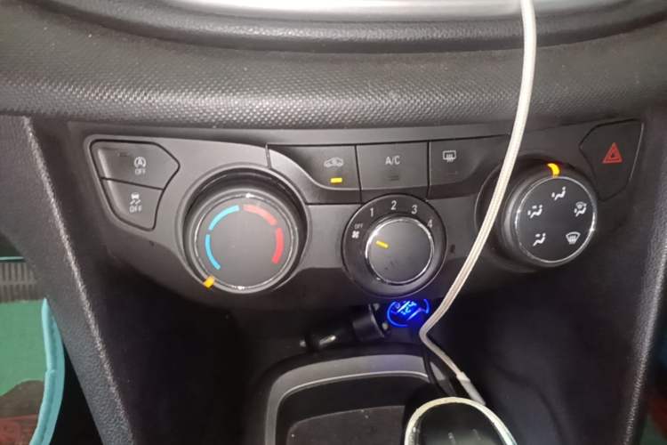 Used Chevrolet Cavalier 2019 320 Automatic Enjoyment with Sunroof Audio And AC Panel
