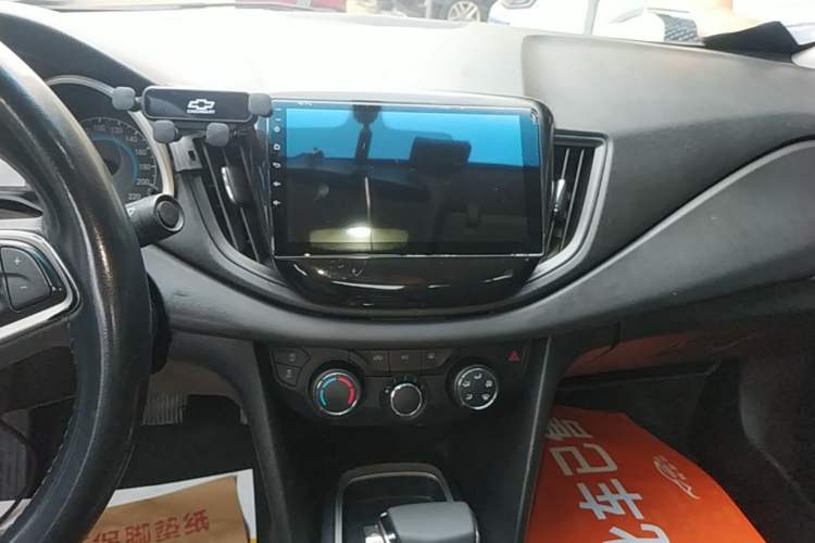 Used Chevrolet Cavalier 2019 320 Automatic Xinyue Edition Audio And AC Panel