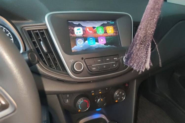 Used Chevrolet Cavalier 2019 320 Automatic Xinyue Edition Audio And AC Panel