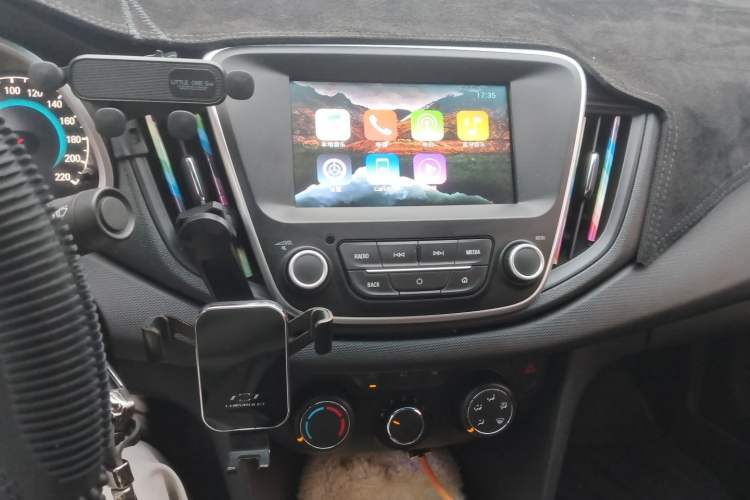Used Chevrolet Cavalier 2019 320 Automatic Xinyue Edition Audio And AC Panel