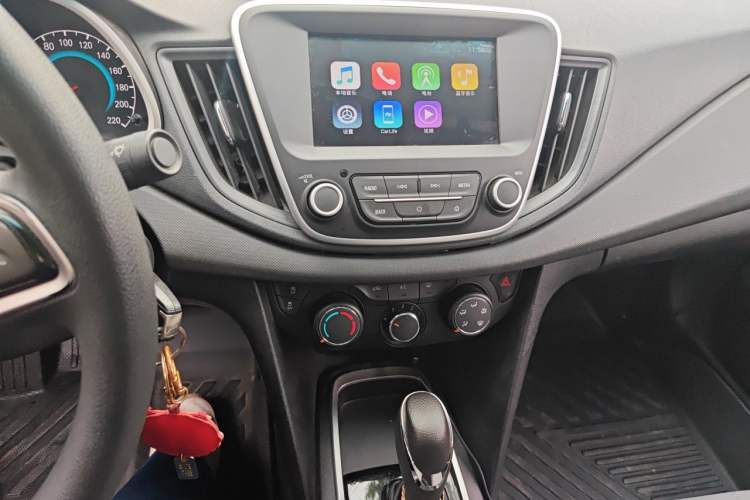 Used Chevrolet Cavalier 2019 320 Automatic Xinyue Edition Audio And AC Panel