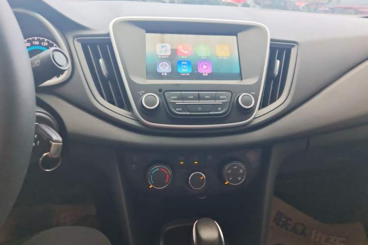 Used Chevrolet Cavalier 2019 320 Automatic Xinyue Edition Audio And AC Panel