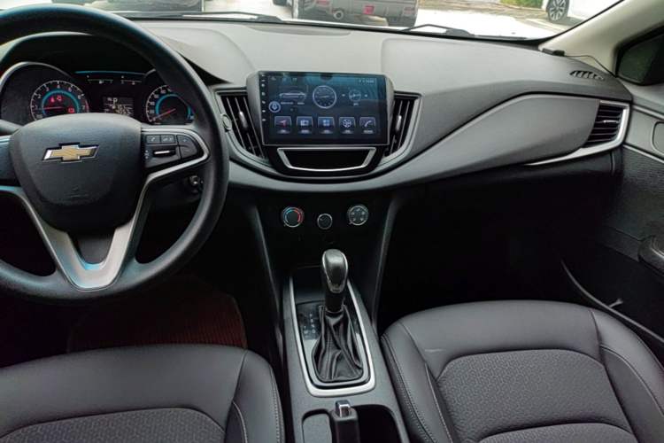 Used Chevrolet Cavalier 2019 320 Automatic Xinyue Edition Audio And AC Panel
