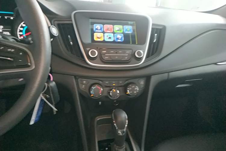 Used Chevrolet Cavalier 2019 320 Automatic Xinyue Edition Audio And AC Panel