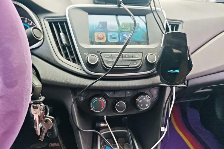 Used Chevrolet Cavalier 2019 320 Automatic Xinyue Edition Audio And AC Panel