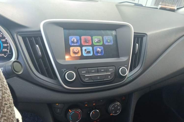 Used Chevrolet Cavalier 2019 320 Automatic Enjoyment Edition Audio And AC Panel