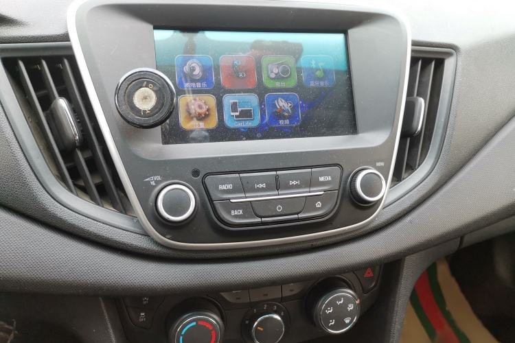 Used Chevrolet Cavalier 2019 320 Automatic Xinyue Edition Audio And AC Panel