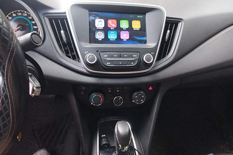 Used Chevrolet Cavalier 2019 320 Automatic Xinyue Edition Audio And AC Panel