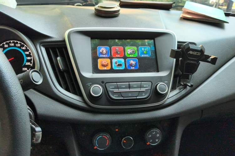 Used Chevrolet Cavalier 2019 320 Automatic Xinyue Edition Audio And AC Panel