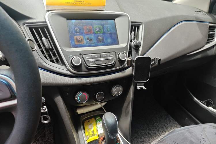 Used Chevrolet Cavalier 2019 320 Automatic Xinyue Edition Audio And AC Panel