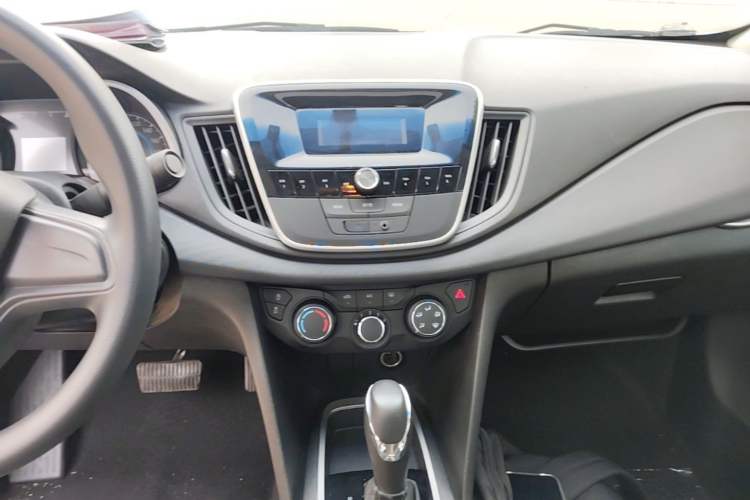 Used Chevrolet Cavalier 2019 320 Automatic Enjoyment with Sunroof Audio And AC Panel