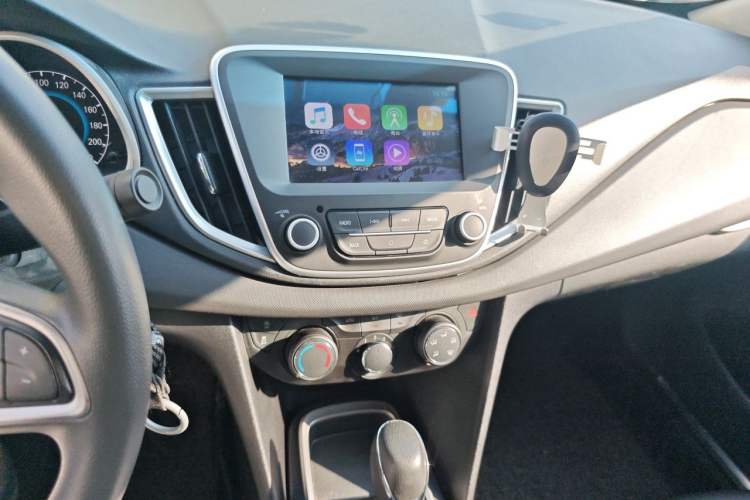 Used Chevrolet Cavalier 2019 320 Automatic Xinyue Edition Audio And AC Panel