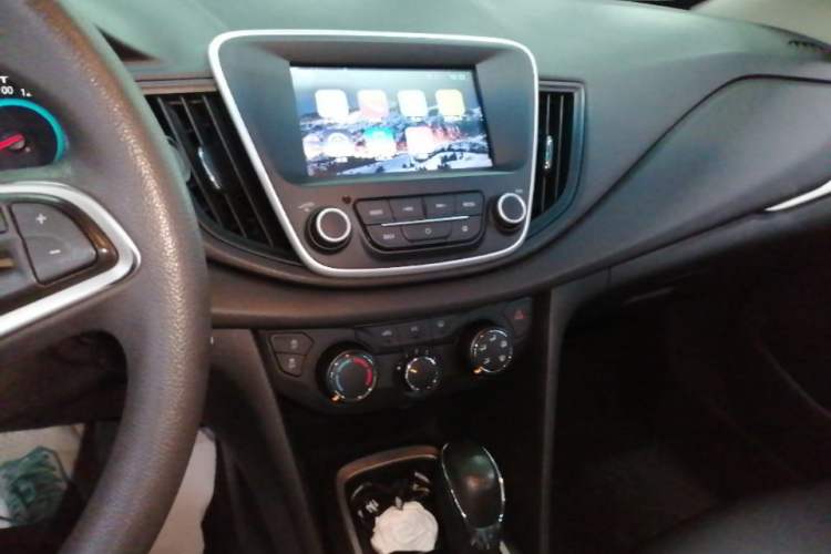 Used Chevrolet Cavalier 2019 320 Automatic Xinyue Edition Audio And AC Panel
