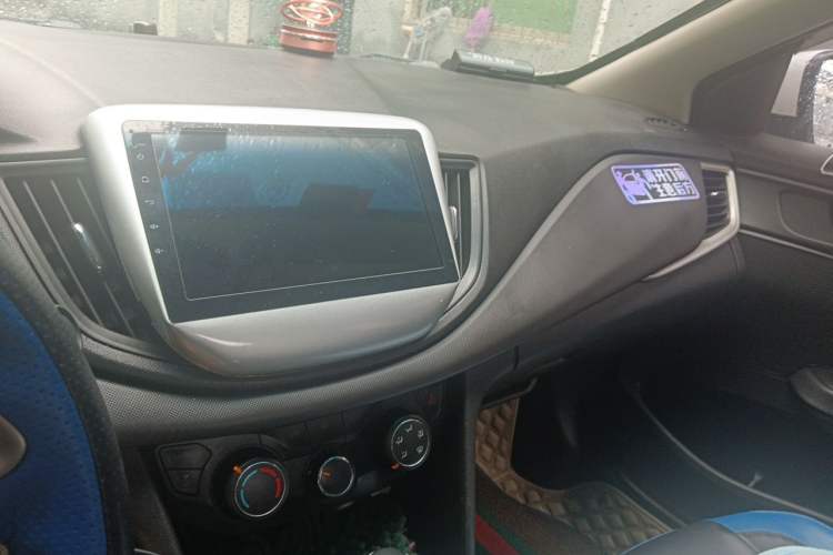 Used Chevrolet Cavalier 2019 320 Automatic Xinyue Edition Audio And AC Panel