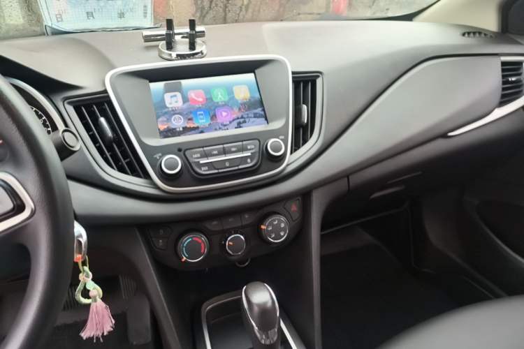 Used Chevrolet Cavalier 2019 320 Automatic Xinyue Edition Audio And AC Panel