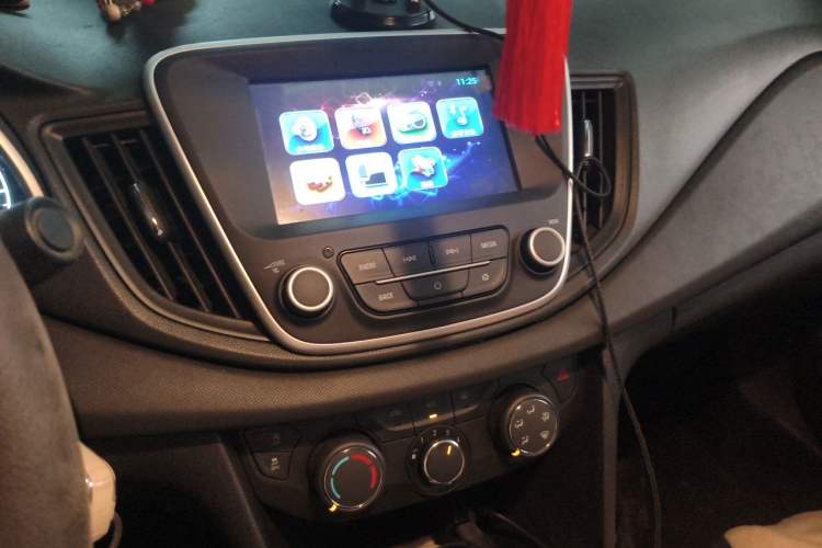 Used Chevrolet Cavalier 2019 320 Automatic Xinyue Edition Audio And AC Panel