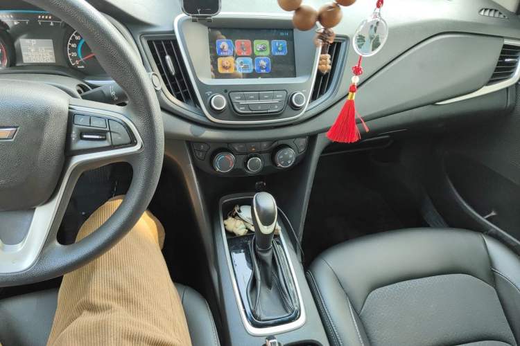 Used Chevrolet Cavalier 2019 320 Automatic Xinyue Edition Audio And AC Panel