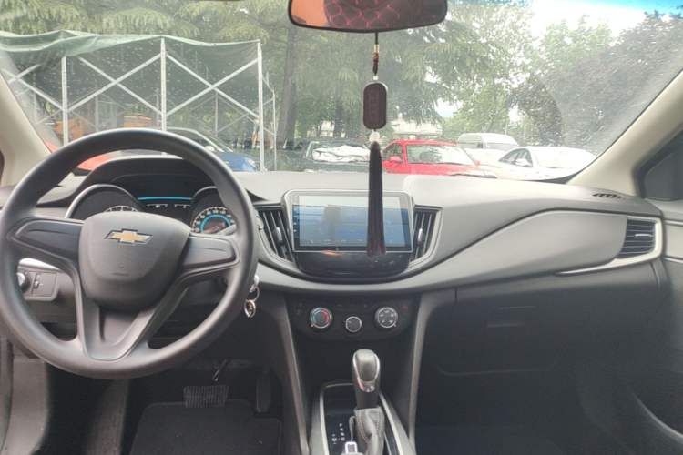 Used Chevrolet Cavalier 2019 320 Automatic Enjoyment with Sunroof Center Console