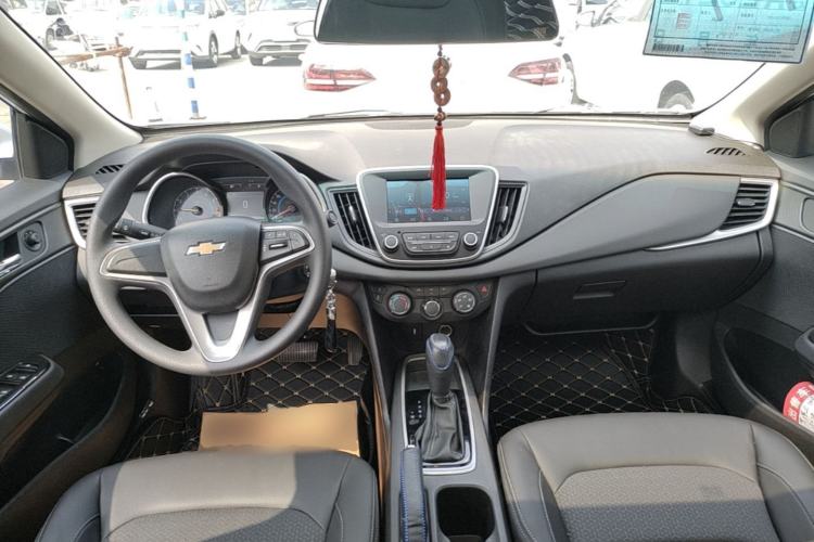 Used Chevrolet Cavalier 2019 325T Dual-Clutch Xinyue Edition Center Console
