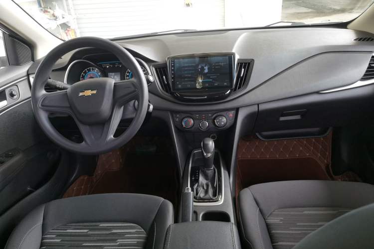 Used Chevrolet Cavalier 2019 320 Automatic Enjoyment with Sunroof Center Console