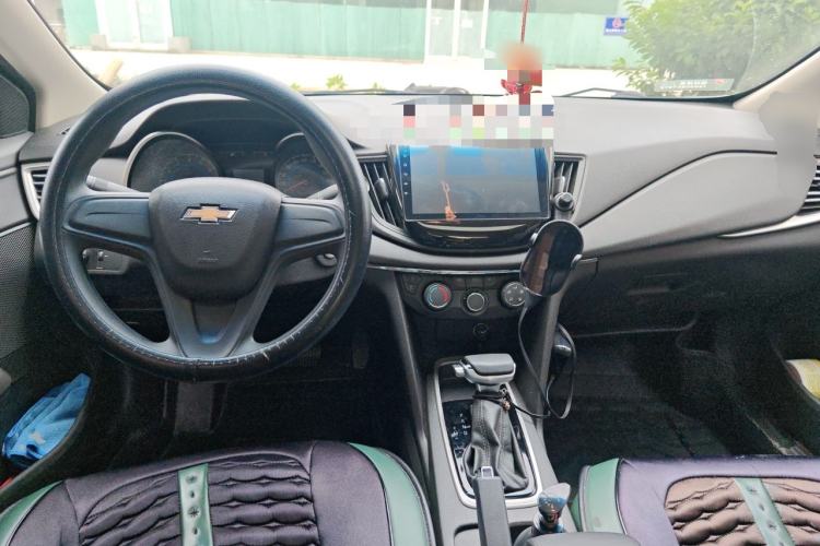 Used Chevrolet Cavalier 2019 320 Automatic Enjoyment Edition Center Console