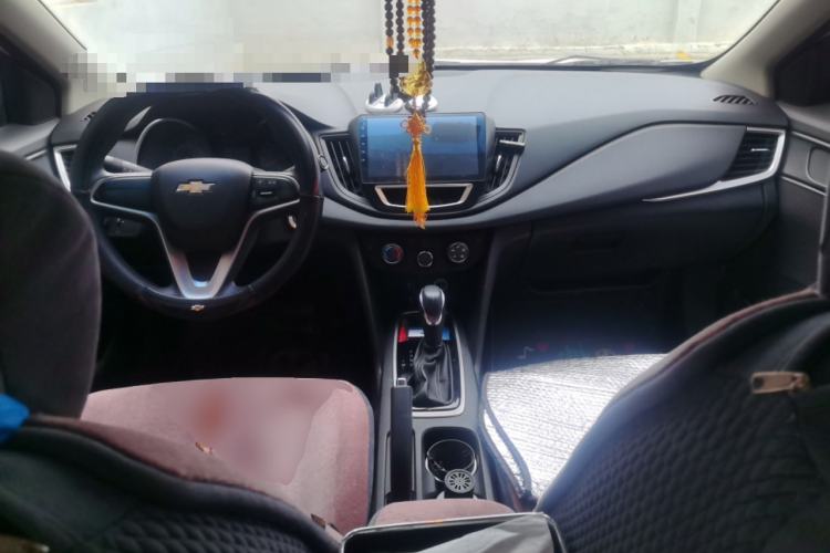 Used Chevrolet Cavalier 2019 320 Automatic Xinyue Edition Center Console
