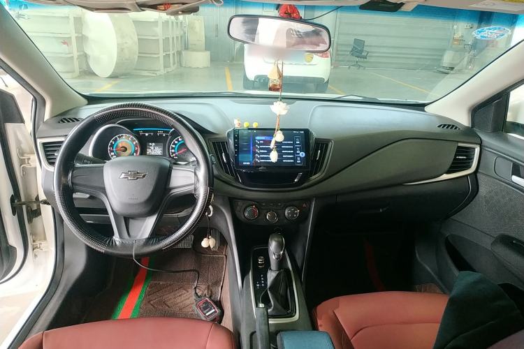 Used Chevrolet Cavalier 2019 320 Automatic Enjoyment with Sunroof Center Console