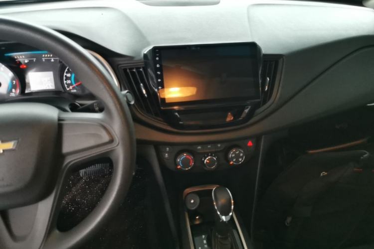 Used Chevrolet Cavalier 2019 320 Automatic Enjoyment with Sunroof Center Console