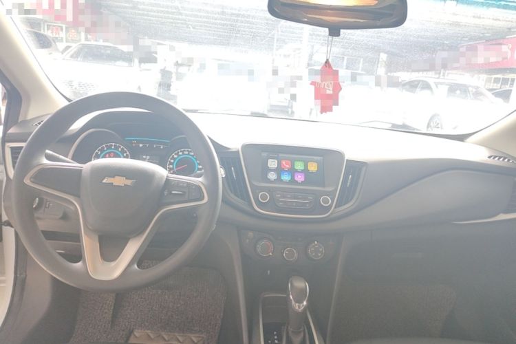 Used Chevrolet Cavalier 2019 320 Automatic Xinyue Edition Center Console