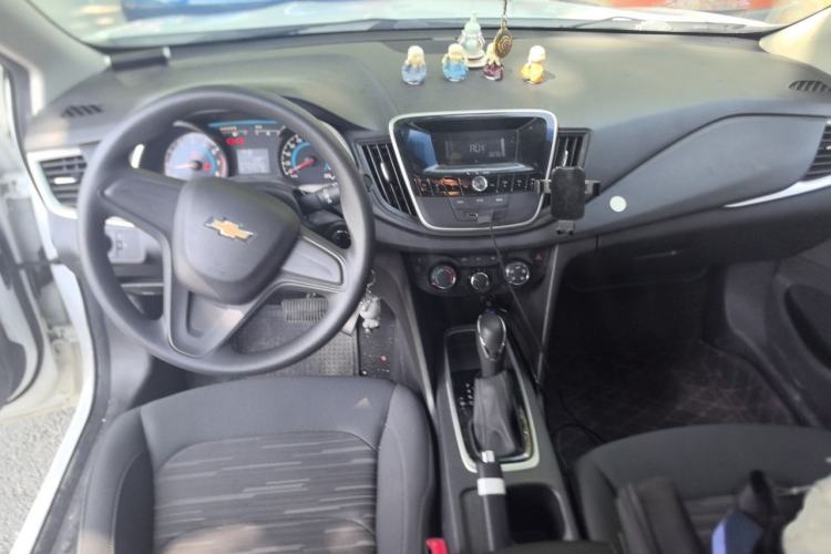 Used Chevrolet Cavalier 2019 320 Automatic Enjoyment with Sunroof Center Console