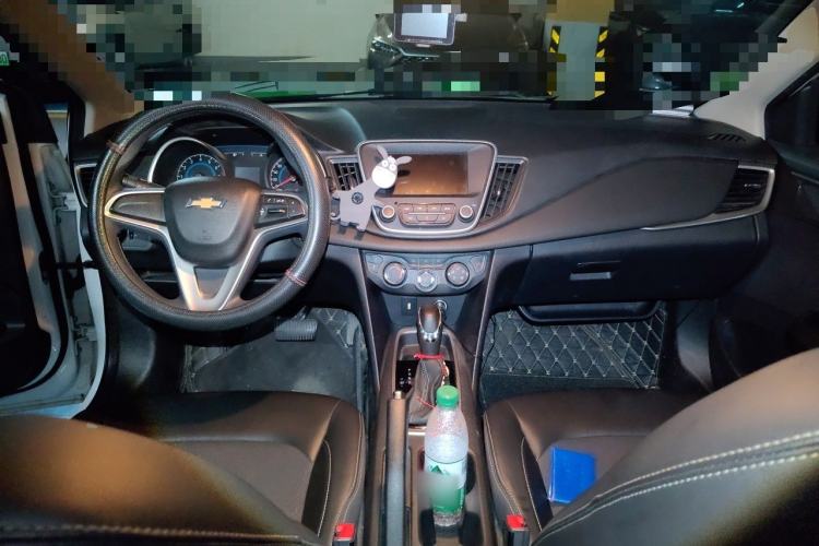 Used Chevrolet Cavalier 2019 320 Automatic Xinyue Edition Center Console