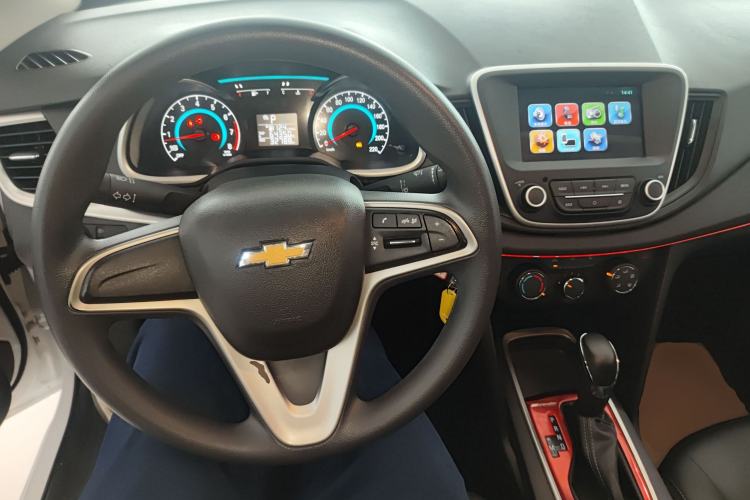 Used Chevrolet Cavalier 2019 320 Automatic Xinyue Edition Center Console
