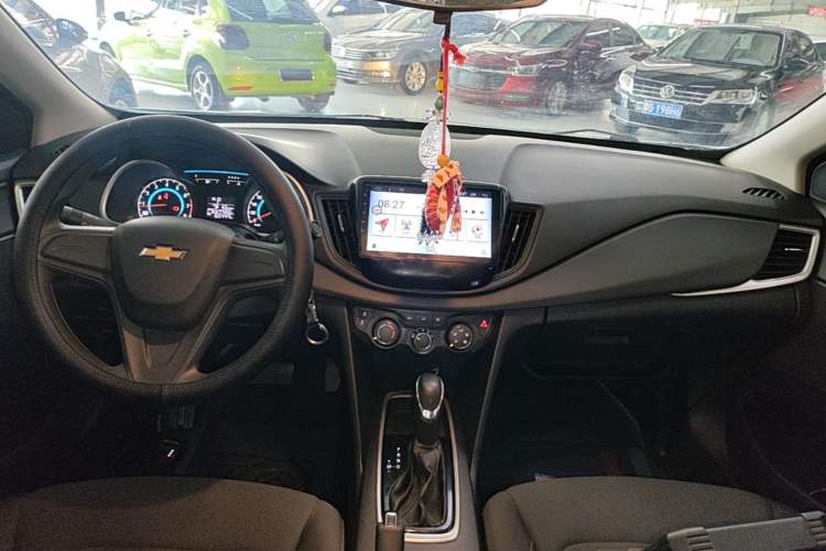 Used Chevrolet Cavalier 2019 320 Automatic Enjoyment with Sunroof Center Console