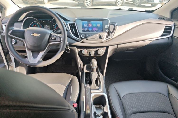 Used Chevrolet Cavalier 2019 320 Automatic Xinyue Edition Center Console
