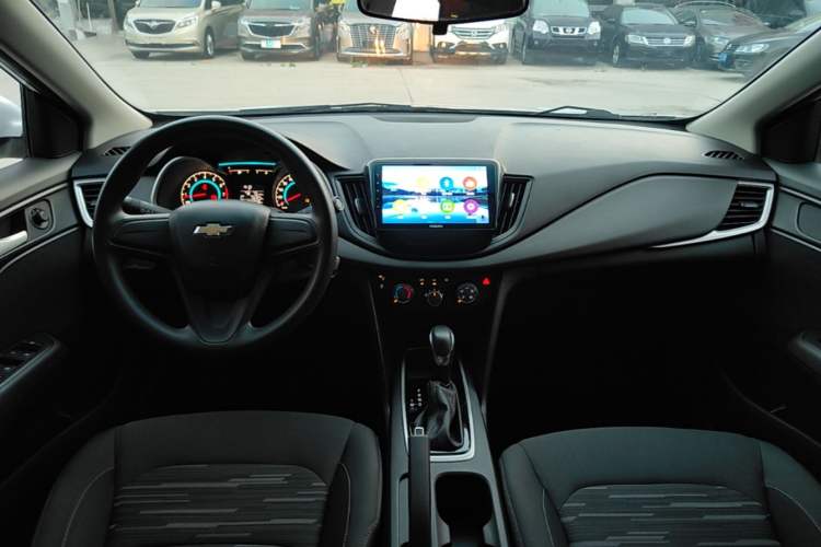 Used Chevrolet Cavalier 2019 320 Automatic Enjoyment with Sunroof Center Console