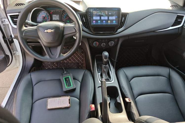 Used Chevrolet Cavalier 2019 320 Automatic Enjoyment with Sunroof Center Console