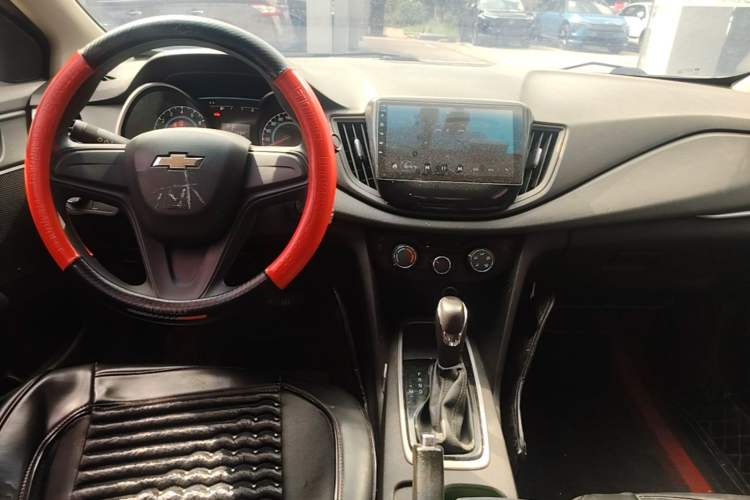 Used Chevrolet Cavalier 2019 320 Automatic Enjoyment with Sunroof Center Console