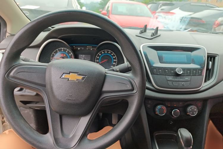 Used Chevrolet Cavalier 2019 320 Automatic Enjoyment with Sunroof Center Console