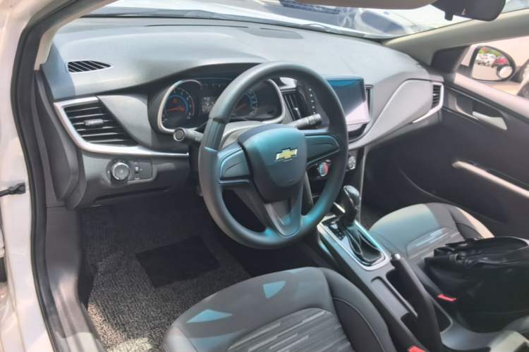 Used Chevrolet Cavalier 2019 320 Automatic Enjoyment with Sunroof Center Console