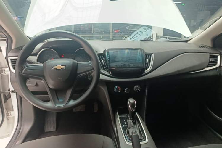Used Chevrolet Cavalier 2019 320 Automatic Enjoyment with Sunroof Center Console
