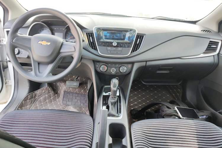 Used Chevrolet Cavalier 2019 320 Automatic Enjoyment with Sunroof Center Console