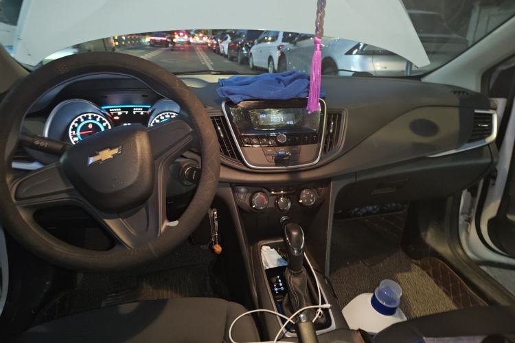 Used Chevrolet Cavalier 2019 320 Automatic Enjoyment with Sunroof Center Console