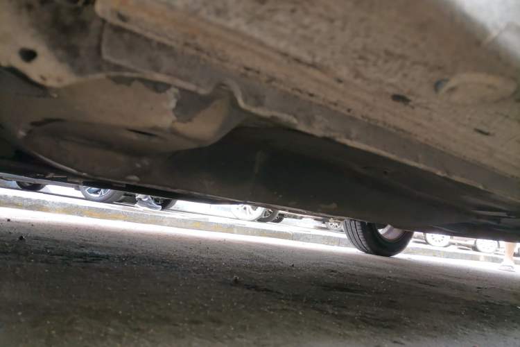 Used Chevrolet Cavalier 2019 320 Automatic Xinyue Edition Chassis Front Left