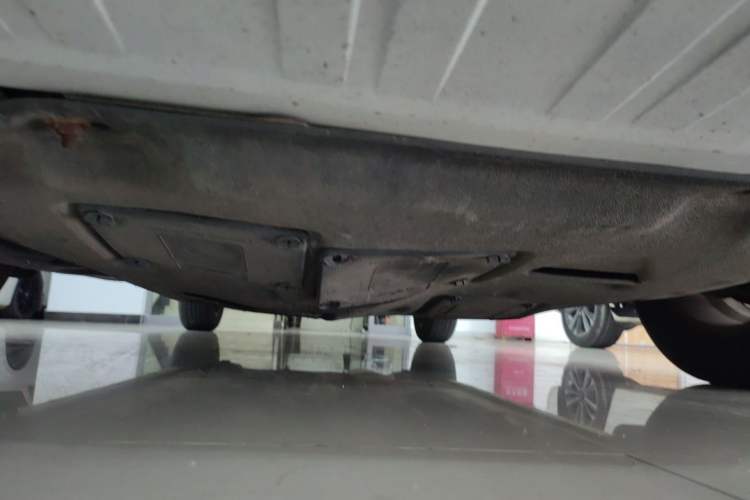Used Chevrolet Cavalier 2019 320 Automatic Xinyue Edition Chassis Front