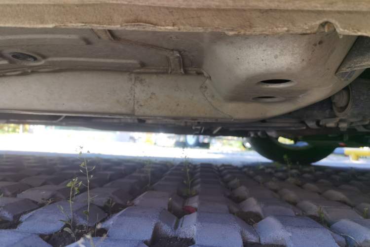 Used Chevrolet Cavalier 2019 320 Manual Xinyue Edition Chassis Front Right