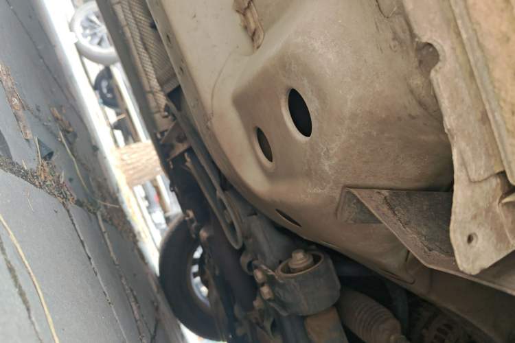 Used Chevrolet Cavalier 2019 320 Automatic Xinyue Edition Chassis Front Right