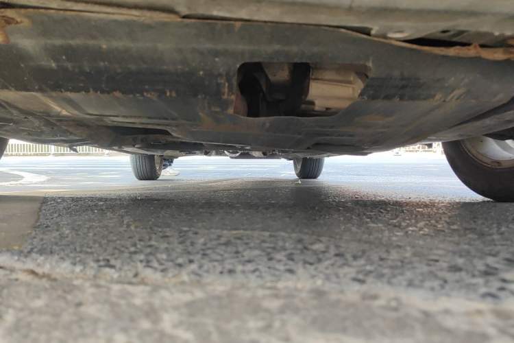 Used Chevrolet Cavalier 2019 320 Automatic Xinyue Edition Chassis Front